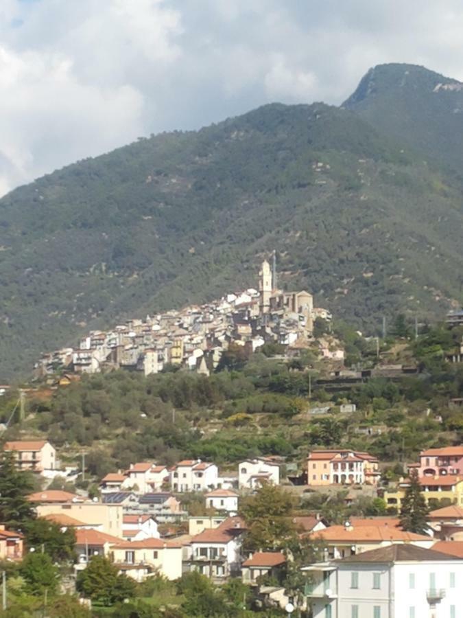 Ferienwohnung Ca Amabile Badalucco Exterior foto